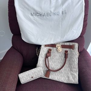 Michael Kors purse and wallet